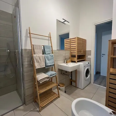 Business Loft * צ'יביטאנובה מארקה